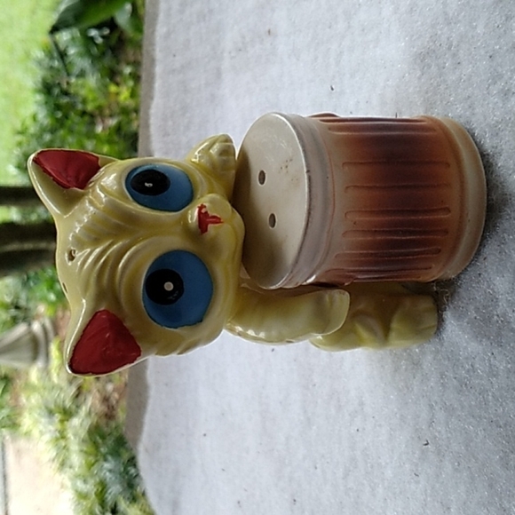 Vintage 1960s cat 🐈 salt and pepper set - Picture 1 of 4